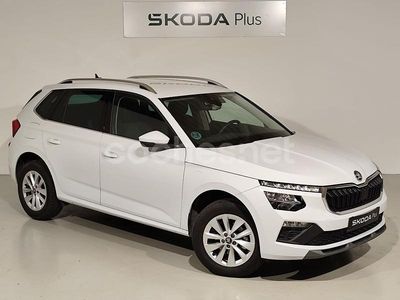 Usado Skoda Kamiq Selection 115 CV (84 kW) 2025 Blanco SUV
