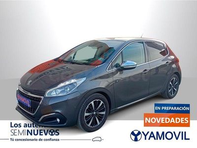 Usado Peugeot 208 82 CV (60 kW) 2019 Gris / plata Utilitario