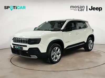Begagnad Jeep Avenger Altitude 100 HK (73 kW) 2024 Vit SUV