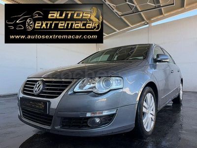 Usado VW Passat Highline 140 CV (102 kW) 2006 Gris / plata Berlina