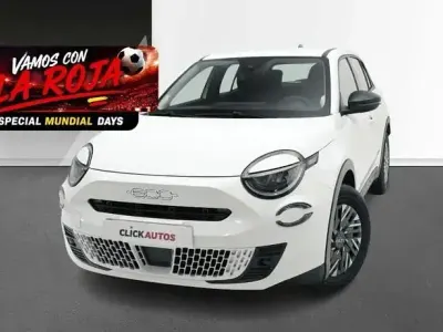 Usado Fiat 600 100 CV (73 kW) 2025 Negro SUV