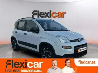 Usado Fiat Panda Cross Cross 70 CV (51 kW) 2022 Blanco Utilitario
