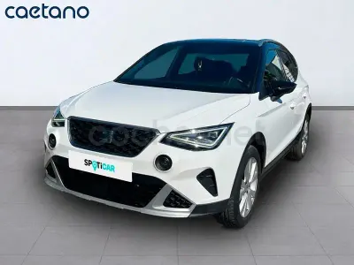 Usado Seat Arona XCELLENCE 110 CV (80 kW) 2022 Blanco SUV