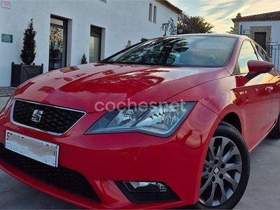 Usado Seat Leon I-Tech 105 CV (77 kW) 2015 Rojo Berlina