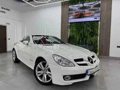 Usado Mercedes SLK200 184 CV (135 kW) 2010 Blanco Descapotable