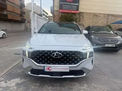 Usado Hyundai Santa Fe Style 265 CV (194 kW) 2022 Plateado SUV
