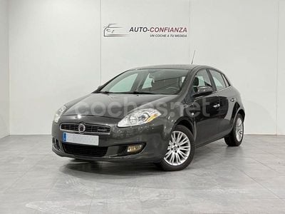 Gris / plata Usado 2008 Fiat Bravo Emotion Utilitario | 5495 € (Precio justo)