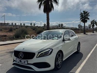 Usado Mercedes A200 AMG line 136 CV (100 kW) 2017 Blanco Berlina