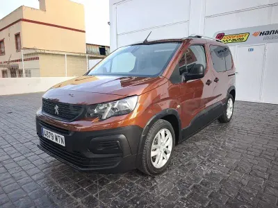 Occasion Peugeot Rifter Allure 100 PK (73 kW) 2020 Bruin MPV