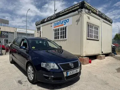 Usado VW Passat Advance 140 CV (102 kW) 2010 Negro Familiar