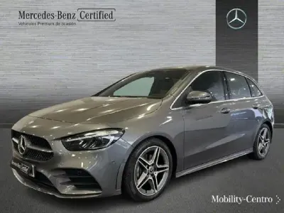 Usado Mercedes B200 150 CV (110 kW) 2025 Gris montaña Utilitario