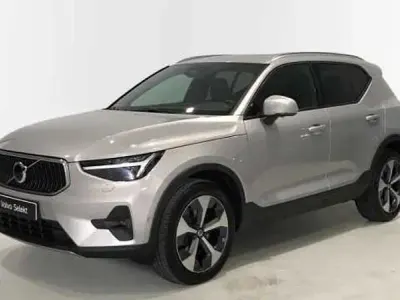 Usado Volvo XC40 Core 2024 Plateado SUV