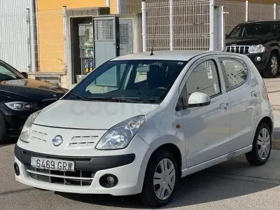 Usado Nissan Pixo Acenta 68 CV (50 kW) 2010 Blanco Utilitario