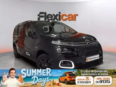Usado Citroën Berlingo Shine 130 CV (95 kW) 2023 Marrón Monovolumen