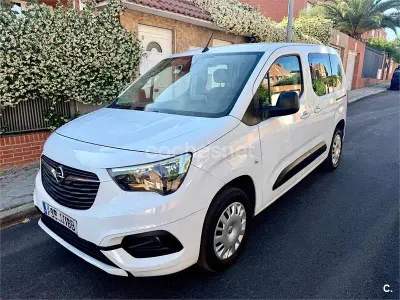 Usado Opel Combo Life Edition 102 CV (75 kW) 2022 Blanco Monovolumen
