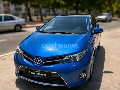 Usado Toyota Auris Hybrid
