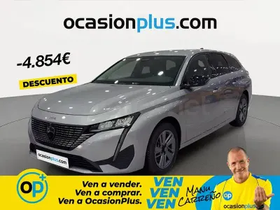 Usado Peugeot 308 SW Allure 130 CV (95 kW) 2024 Gris / plata Familiar