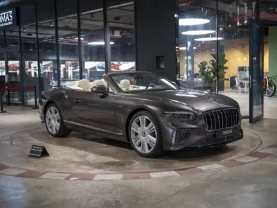 Nuevo Bentley Continental 680 CV (500 kW) 2026 Gris Descapotable