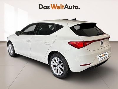 Blanco Usado 2024 Seat Leon Style | 19.800 € (Buen precio)