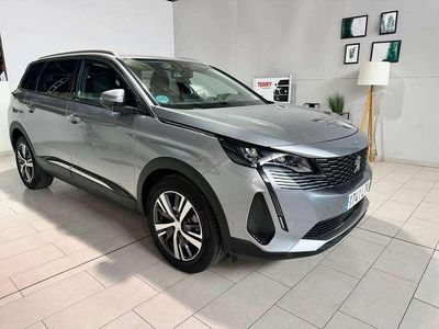 Gris Usado 2021 Peugeot 5008 Allure Monovolumen | 24.290 € (Precio justo)