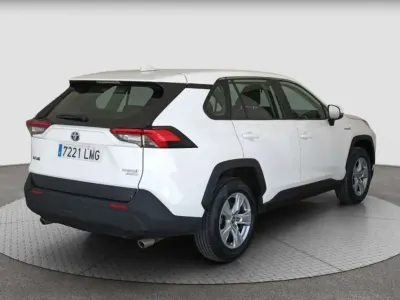 Usado Toyota RAV4 Hybrid Business Edition 222 CV (163 kW) 2021 Blanco SUV