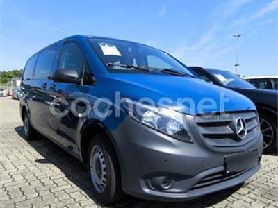 Mercedes V200
