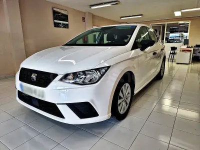 Usado Seat Ibiza Reference 75 CV (55 kW) 2018 Blanco Utilitario