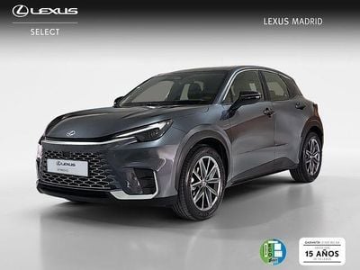 Usado Lexus LBX 136 CV (100 kW) 2025 Gris SUV