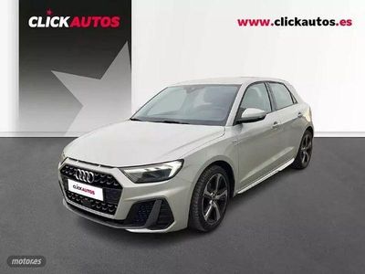 Usado Audi A1 Comfort 110 CV (80 kW) 2023 Plateado Berlina