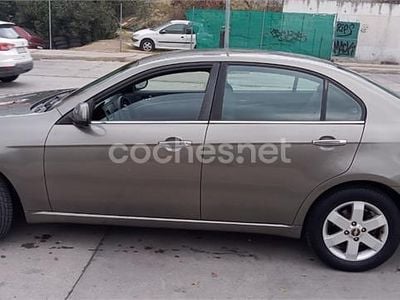 Usado Chevrolet Epica LT 150 CV (110 kW) 2008 Gris / plata Berlina