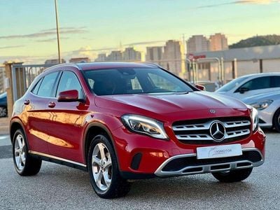 Rojo Usado 2017 Mercedes GLA200 SUV | 17.990 € (Precio justo)