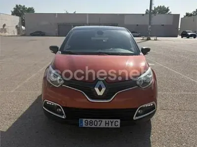 Usado Renault Captur Zen 90 CV (66 kW) 2014 Naranja SUV