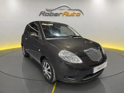 Usado Lancia Ypsilon 95 CV (69 kW) 2007 Marrón Utilitario