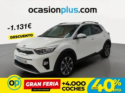 Usado Kia Stonic 120 CV (88 kW) 2018 Blanco SUV