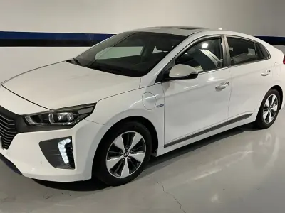 Usado Hyundai Ioniq Style 141 CV (103 kW) 2018 Blanco Utilitario