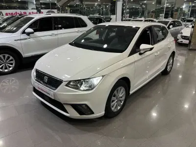 Usado Seat Ibiza Style 95 CV (69 kW) 2020 Blanco Utilitario