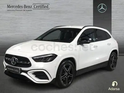 Usado Mercedes GLA200 150 CV (110 kW) 2025 Blanco SUV