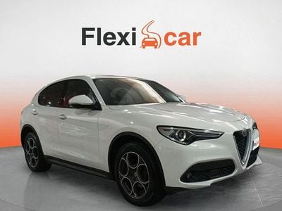 Usado Alfa Romeo Stelvio Executive 210 CV (154 kW) 2017 Blanco SUV