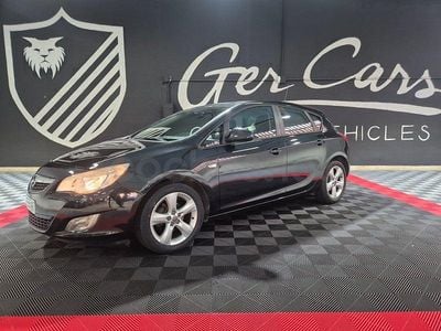 Usado Opel Astra Selective 115 CV (84 kW) 2012 Negro Berlina