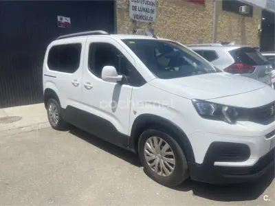 Gebraucht Peugeot Rifter Active 130 PS (95 kW) 2019 Weiß Van / Kleinbus