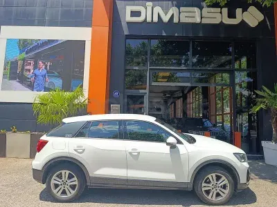 Usado Audi Q2 Advanced Plus 150 CV (110 kW) 2021 Blanco SUV