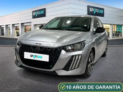 Usado Peugeot 208 Active 75 CV (55 kW) 2023 Gris / plata Utilitario