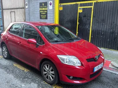 Begagnad Toyota Auris