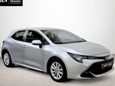 Usado Toyota Corolla Active 140 CV (102 kW) 2024 Gris / plata Berlina
