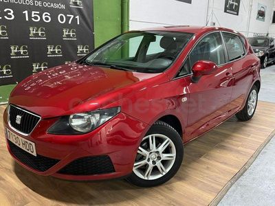 Käytetty Seat Ibiza Reference 90 HP (66 kW) 2012 Punainen Sedan