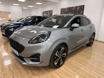 Usado Ford Puma ST-Line X 124 CV (91 kW) 2021 Gris SUV