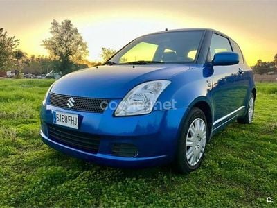 Usado Suzuki Swift GL 69 CV (50 kW) 2006 Azul Utilitario
