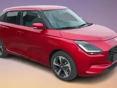 Nuevo Suzuki Swift 81 CV (59 kW) 2025 Rojo Utilitario
