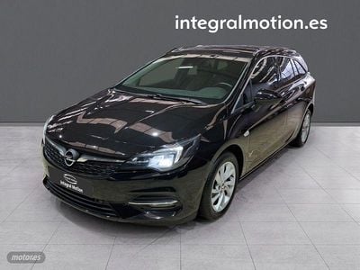 Usado Opel Astra 105 CV (77 kW) 2021 Negro Familiar