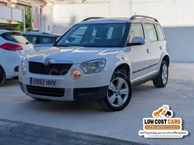Usado Skoda Yeti Ambition 105 CV (77 kW) 2012 Blanco SUV